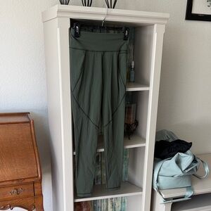 Sweaty Betty Green Leggings